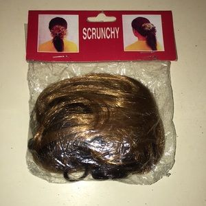 💛🤎NWT Hair Scrunchy Ponytail Holder